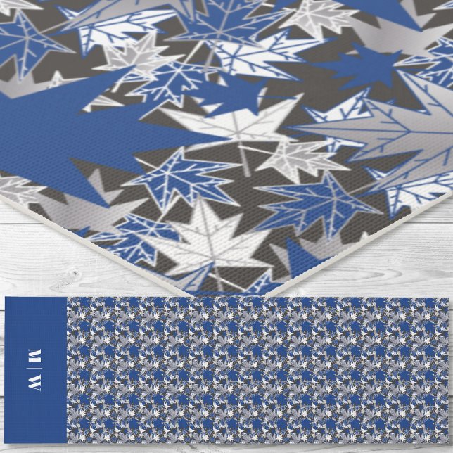 Esterilla De Yoga Maple deja azul en un fondo de carbón vegetal (Maple Leaves Blue on a Charcoal Background Yoga Mat)