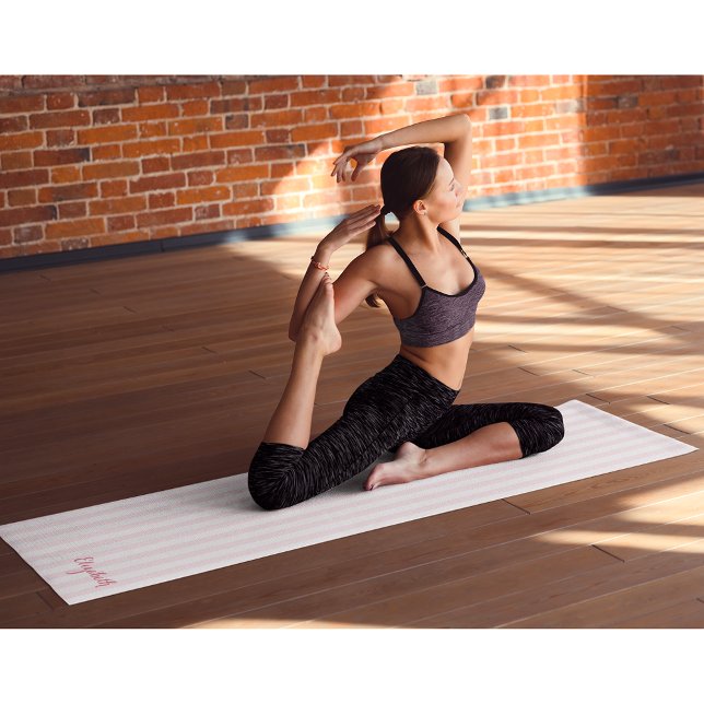 Esterilla De Yoga Moda moderna Elegante Rayas Rosa Ejercicio Monogra (Modern Chic Elegant Pink Stripes Monogram Exercise Yoga Mat)