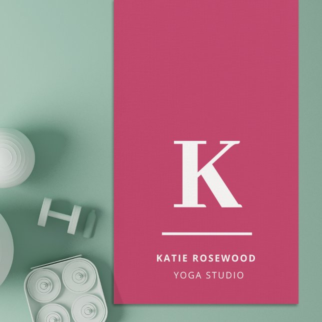 Esterilla De Yoga Monograma tipográfico rosa caliente (Subido por el creador)