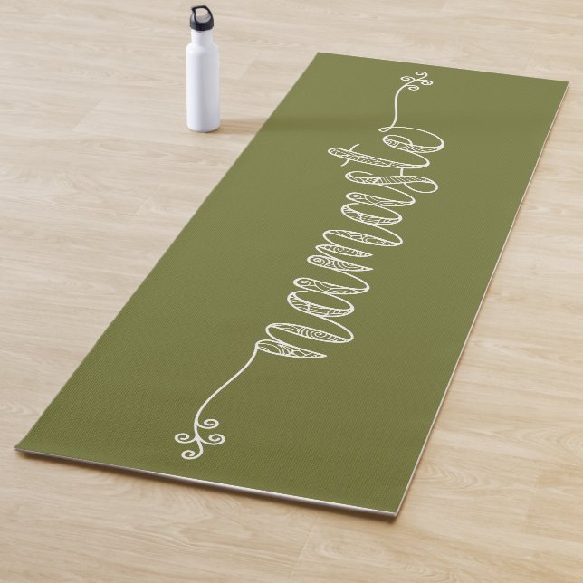 Esterilla De Yoga Namaste Olive Green Whimsical Script Fitness (In situ)