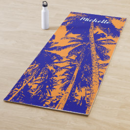 Esterilla De Yoga Palmeras en un diseño Naranja y azul posterizado