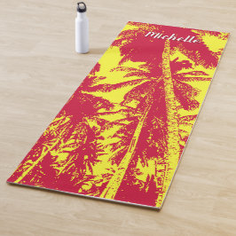 Esterilla De Yoga Palmeras en un diseño posterizado rojo y amarillo