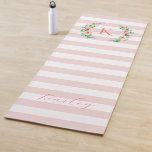 Esterilla De Yoga Paraíso Floral y Stripes Monograma<br><div class="desc">Este bonito diseño giratorio presenta un fondo de rayas rosas y blancas con una colorida corona floral. Personalice el diseño con su nombre y monograma u otro texto. Utilice las herramientas de diseño para elegir cualquier color de fondo, editar los tipos de letra y colores del texto o cargar sus...</div>