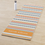 Esterilla De Yoga Patrón de rayas azul ocre de Naranja cutáneo<br><div class="desc">Si necesitas más personalización,  por favor,  no dudes en enviarme un mensaje a yellowfebstudio@gmail.com.</div>
