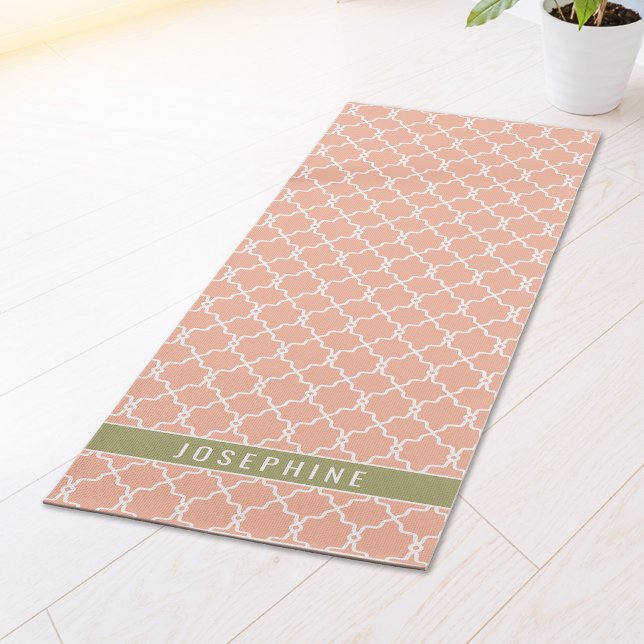 Esterilla De Yoga Peach Pink And Olive Green Trellis Pattern (Subido por el creador)