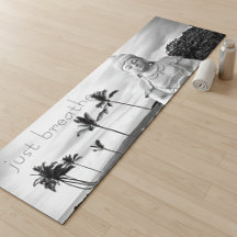 Respira el Buda de Hawái Audaz Foto Blanca Negra