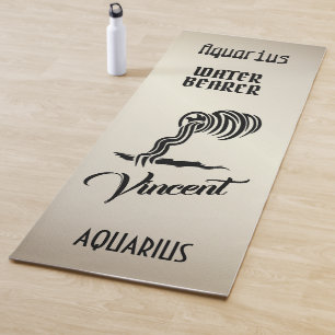 Esterilla De Yoga Rótulo Zodiaco Aquarius y símbolo de oro antiguo