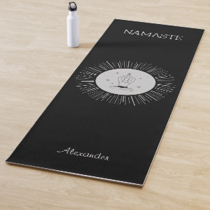 Esterilla De Yoga Un hombre de yoga con un círculo gris negro