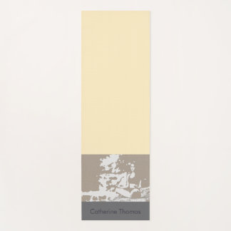 Esterilla De Yoga  young woman  in a yoga pose