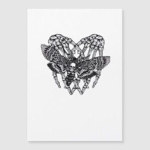 Estilo clásico de mano esquelética con corazón y p