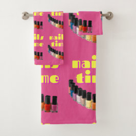 estilo de decoración de salón de uñas