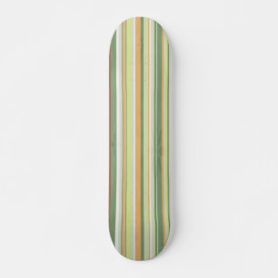 Estilo rayado de la tabla hawaiana del monopatín