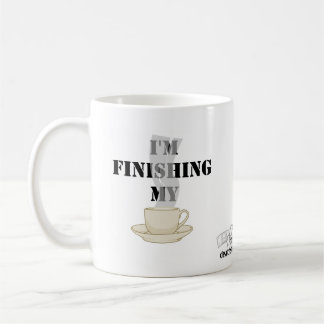 Estoy acabando mi taza del café…