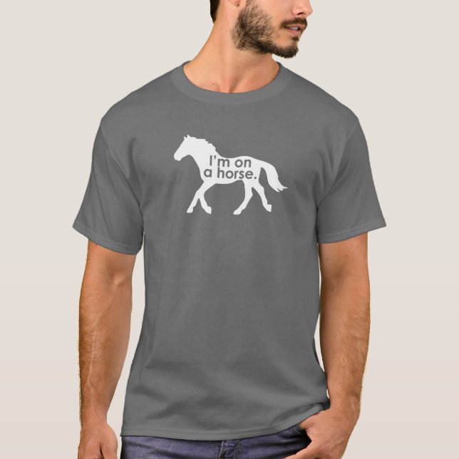 Estoy en una camiseta de la oscuridad del caballo (Anverso)