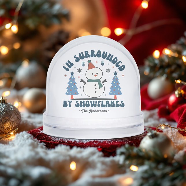 Estoy rodeado por un Personalizado gracioso de cop (I'm Surrounded By Snowflakes Funny Custom Snow Globes)