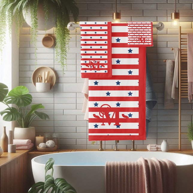 Estrellas de patrón rojo blanco y azul Monograma (Red White and Blue Pattern Stars Stripes Monogram Bath Towel Set)