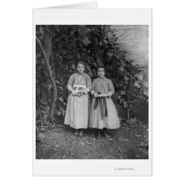 Estudiantes en escuela de arte para Chicas en Turq (Frente)