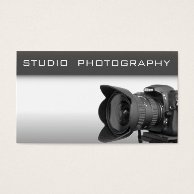 Estudio fotográfico (Frente)