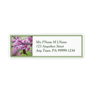 Etiqueta Abejorro en los flores de Redbud