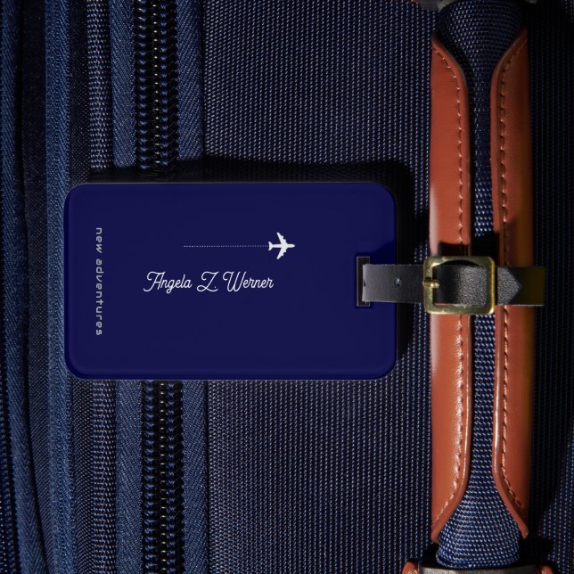 Etiqueta azul oscura con su nombre (Anverso In situ 4)