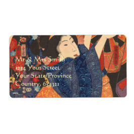 Etiqueta Belleza japonesa transmite coloridas prendas