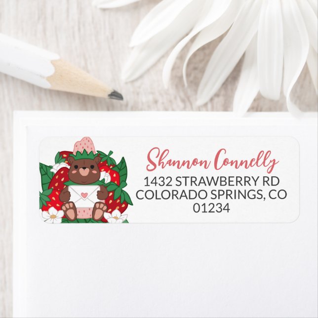 Etiqueta Berry Sweet Baby Pink Strawberry Bear Cub Direcció (In situ)