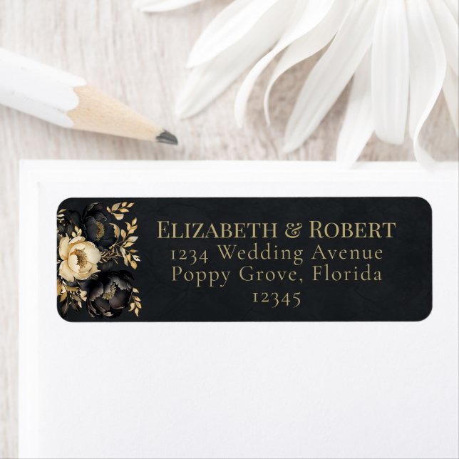 Etiqueta Black & Gold Peony Wedding Address Labels (In situ)