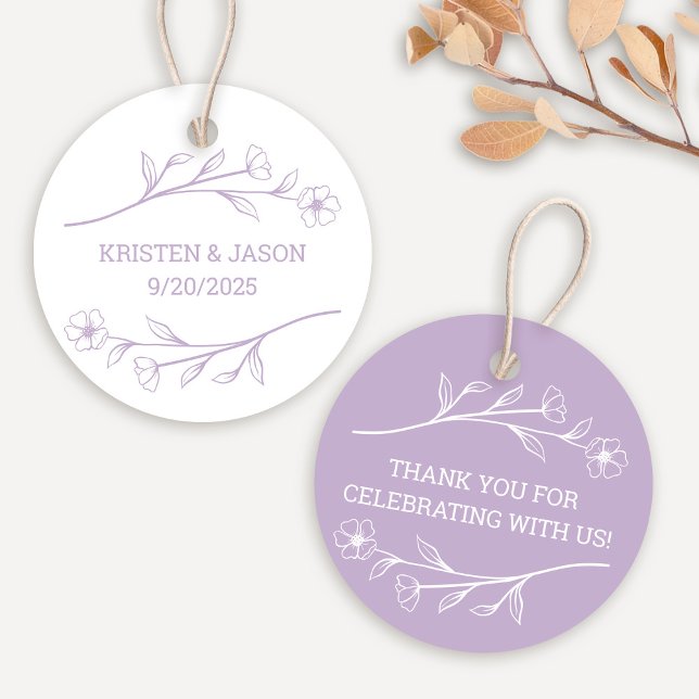 Etiqueta Boda de monograma silvestre en Lilac (Wildflower Monogram Wedding Tag in Lilac)