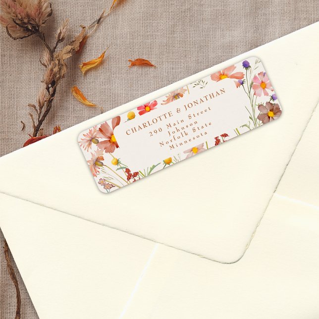 Etiqueta Boho Fall Floral Terracotta Beige Boda (Terracotta beige cream ivory burnt orange Wildflower fall Wedding return address label watercolor)