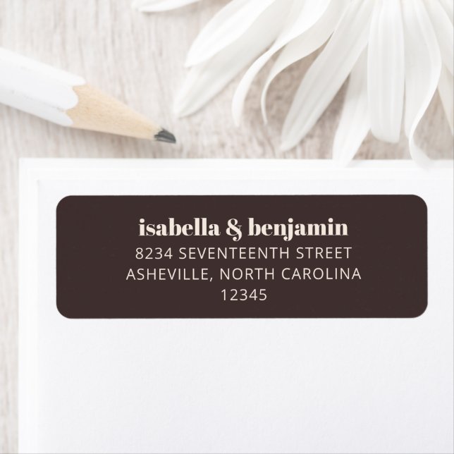 Etiqueta Bold Simple Brown Modern Wedding Return Address (In situ)