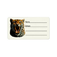 Cabeza de ataque ruidosa de leopardo
