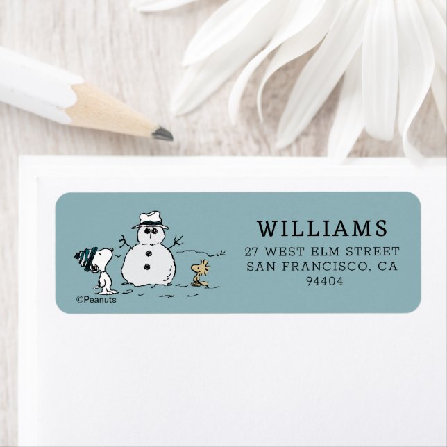 Etiqueta Cacahuetes | Snoopy y Woodstock construyen un muñe (In situ)