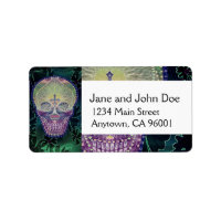 Calavera de azúcar con colores arcoiris, corazones