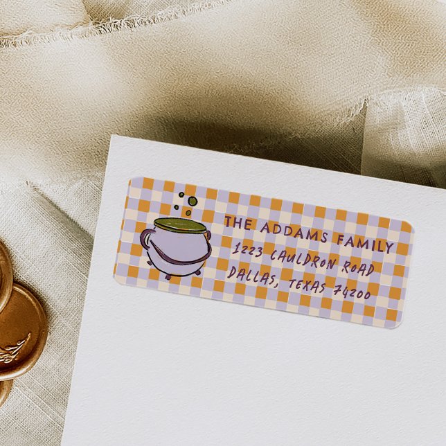 Etiqueta Cauldron Checkered Halloween Dirección de Retorno (Witch Cauldron Purple and Orange Checkered Halloween Return Address Labels)