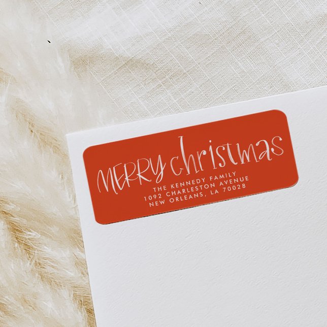Etiqueta Cherry Red Hand Letter Merry Christmas Address (Red hand lettered red and white festive Christmas return address labels.)