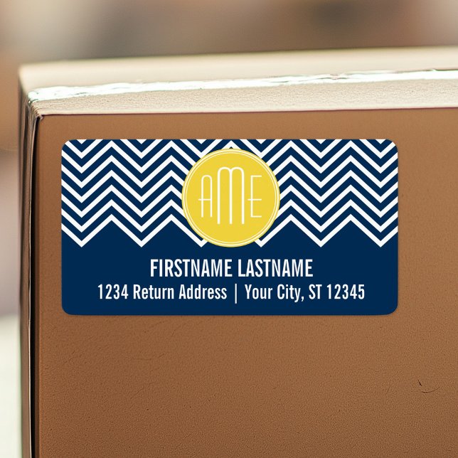 Etiqueta Chevrons azul marino con monograma amarillo Person (Personalized return address label)