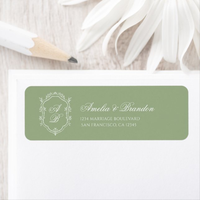 Etiqueta Classic Sage Green & White Monogram Crest Wedding (In situ)