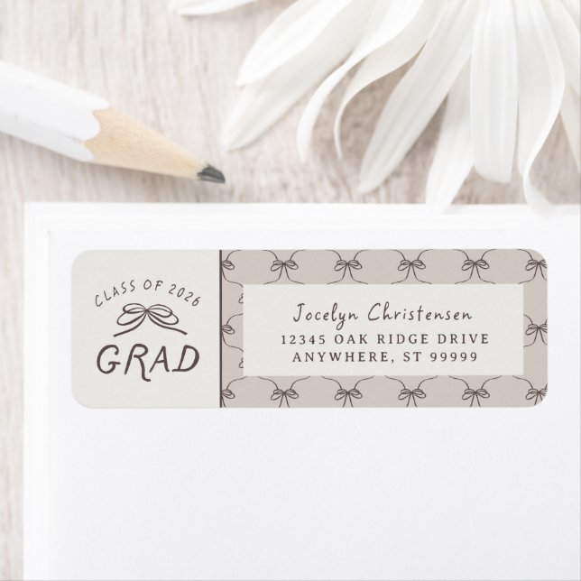 Etiqueta Coquette Whimsical Bows Class of 2026 Graduation (In situ)