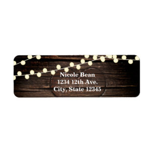 Etiqueta Corazón tallado en madera y cuerdas iluminan a Rús