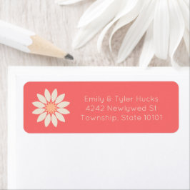 Etiqueta Cream Daisy on Coral Return Address Label