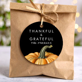 Etiqueta de agradecido y agradecida con calabaza