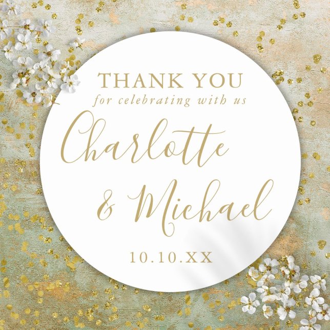 Etiqueta de agradecimiento para regalo de boda con (Gold Script Signature Wedding Favor Thank You Classic Round Sticker)