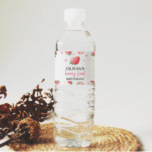 Etiqueta de botella de agua de cumpleaños de fresa