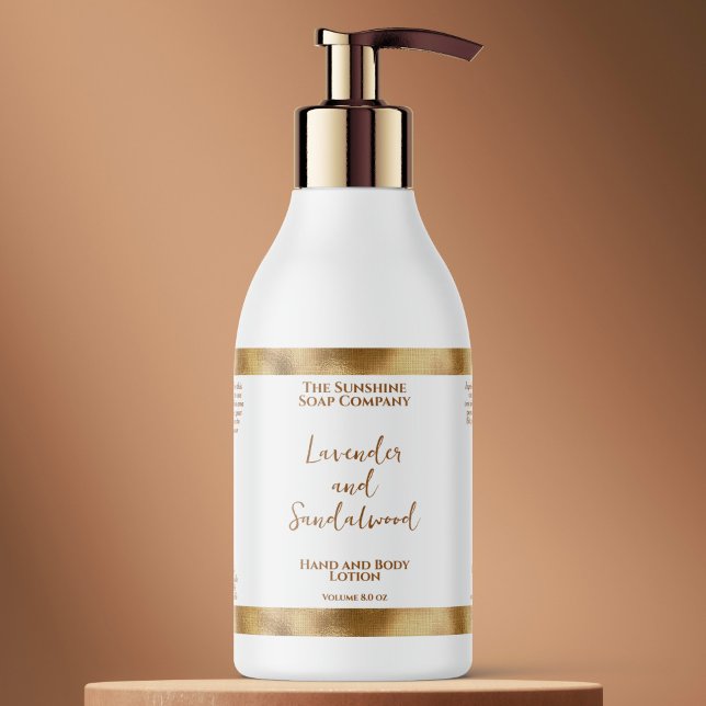 Etiqueta de botella de Relieve metalizado blanco y (Subido por el creador)