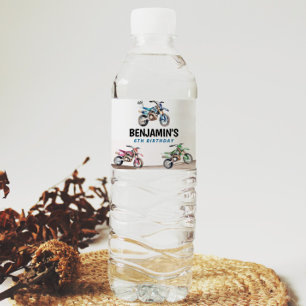 Etiqueta de botellas de agua de cumpleaños para mo