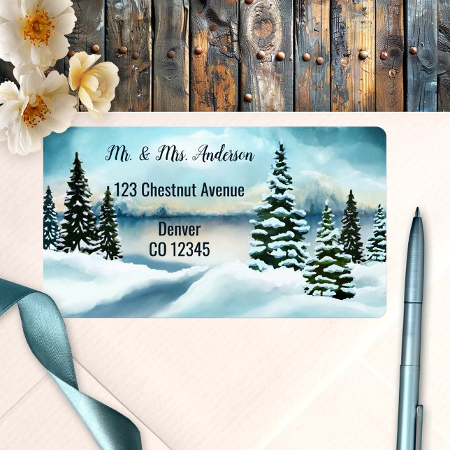 Etiqueta de dirección de casamiento de invierno de (Address label featuring a watercolor painting of a winter wonderland scene)