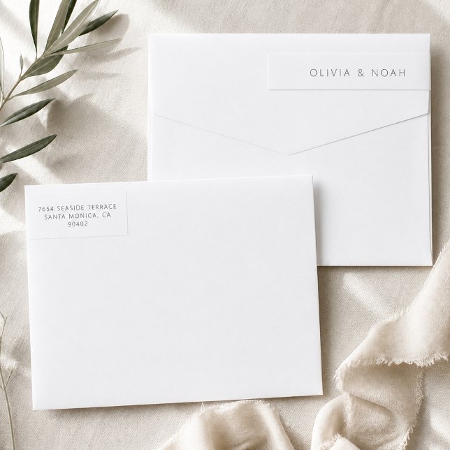 Etiqueta de dirección de devolución envolvente par (Modern Wedding Wrap Around Return Address Label displayed on white envelopes)