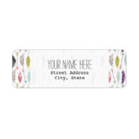 Etiqueta de dirección de plumas y flechas