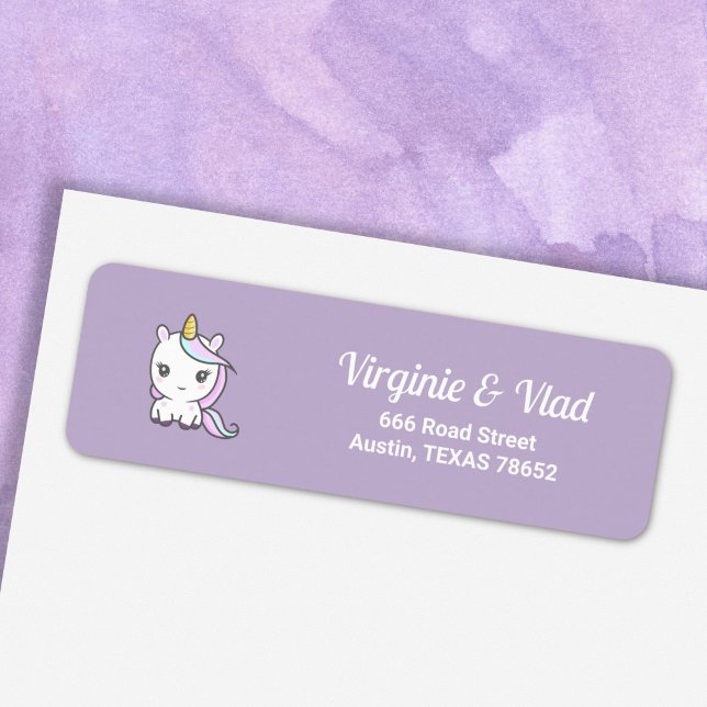 Etiqueta de dirección de retorno púrpura con un un (Purple return address label with a Cute Unicorn)
