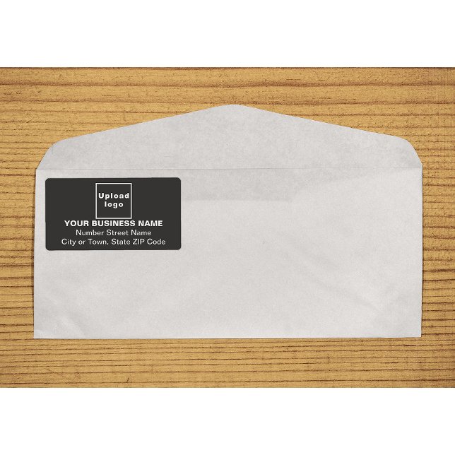 Etiqueta de envío negro para empresas alineadas en (Center aligned business black shipping label on envelope)
